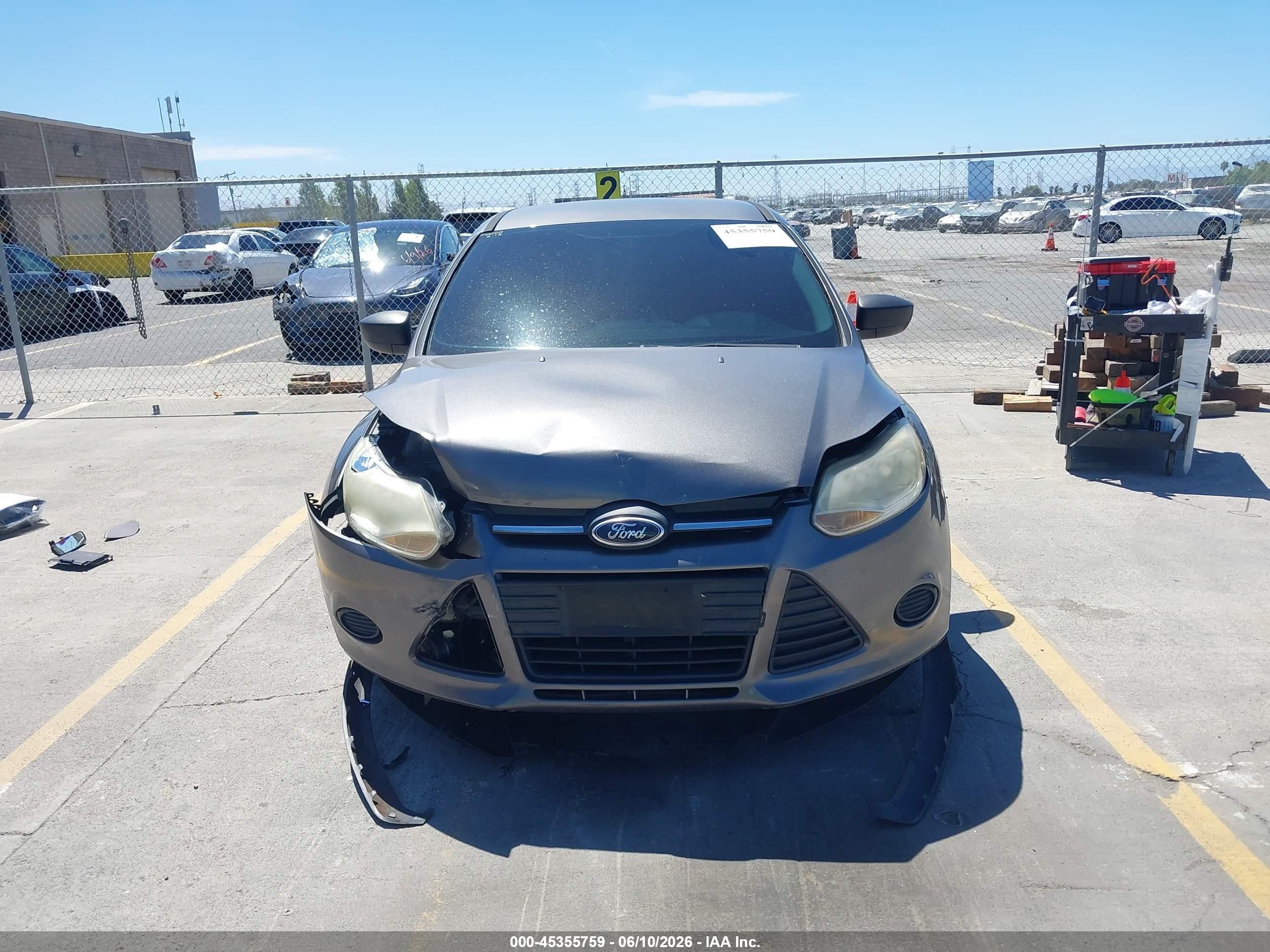 2013 Ford Focus S Gray vin: 1FADP3E22DL277705