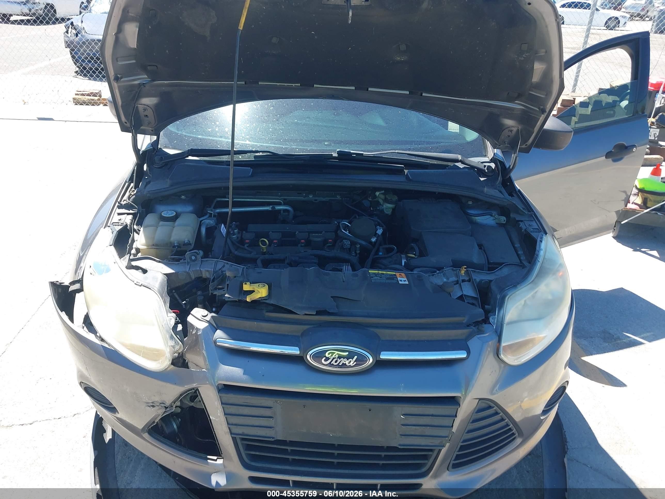 2013 Ford Focus S Gray vin: 1FADP3E22DL277705