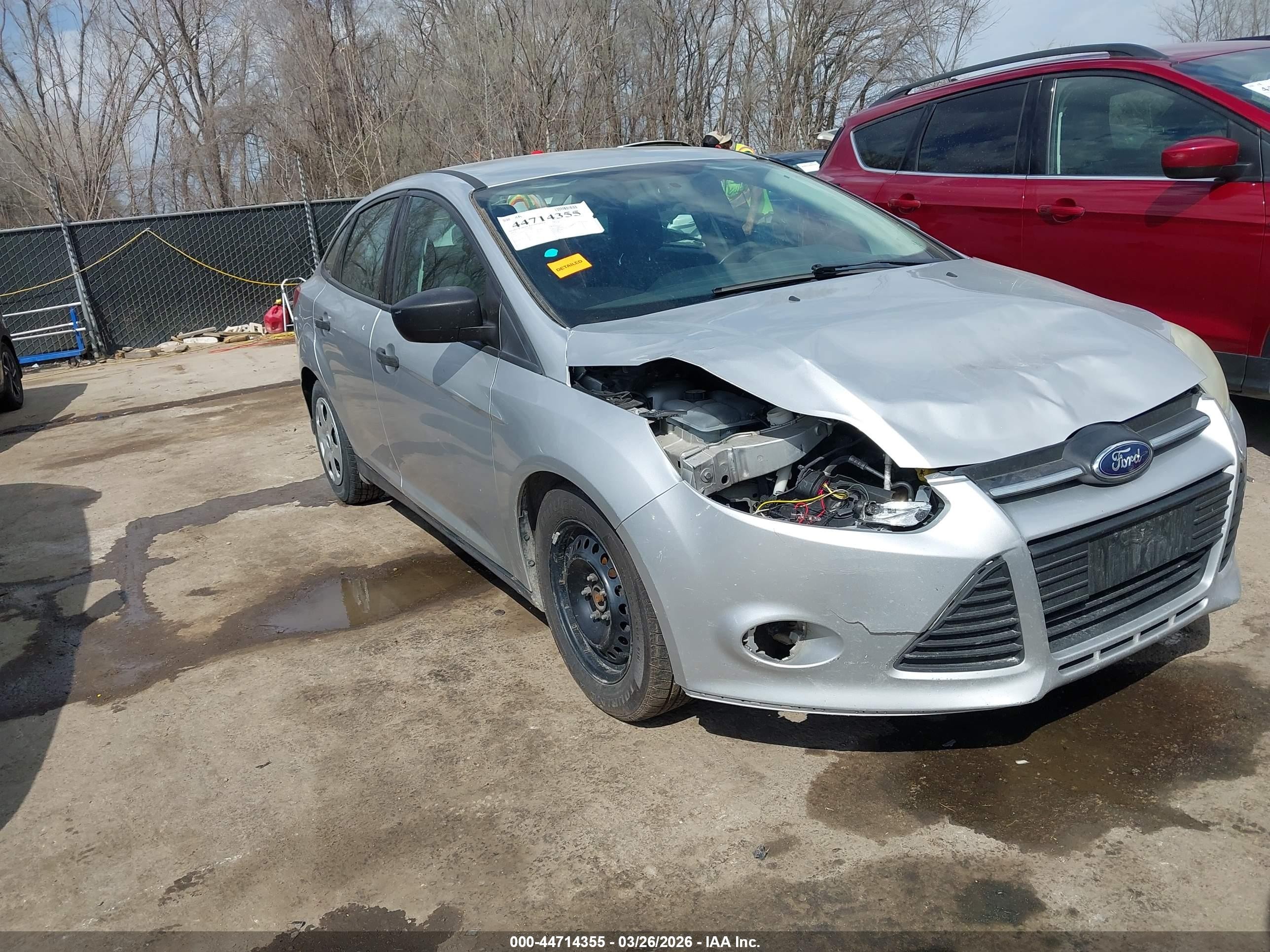 2014 Ford Focus S Silver vin: 1FADP3E22EL168775