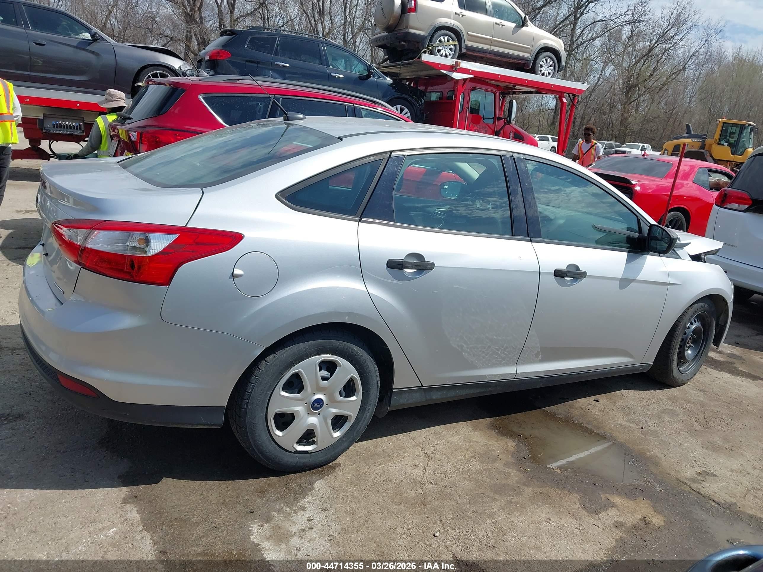 2014 Ford Focus S Silver vin: 1FADP3E22EL168775