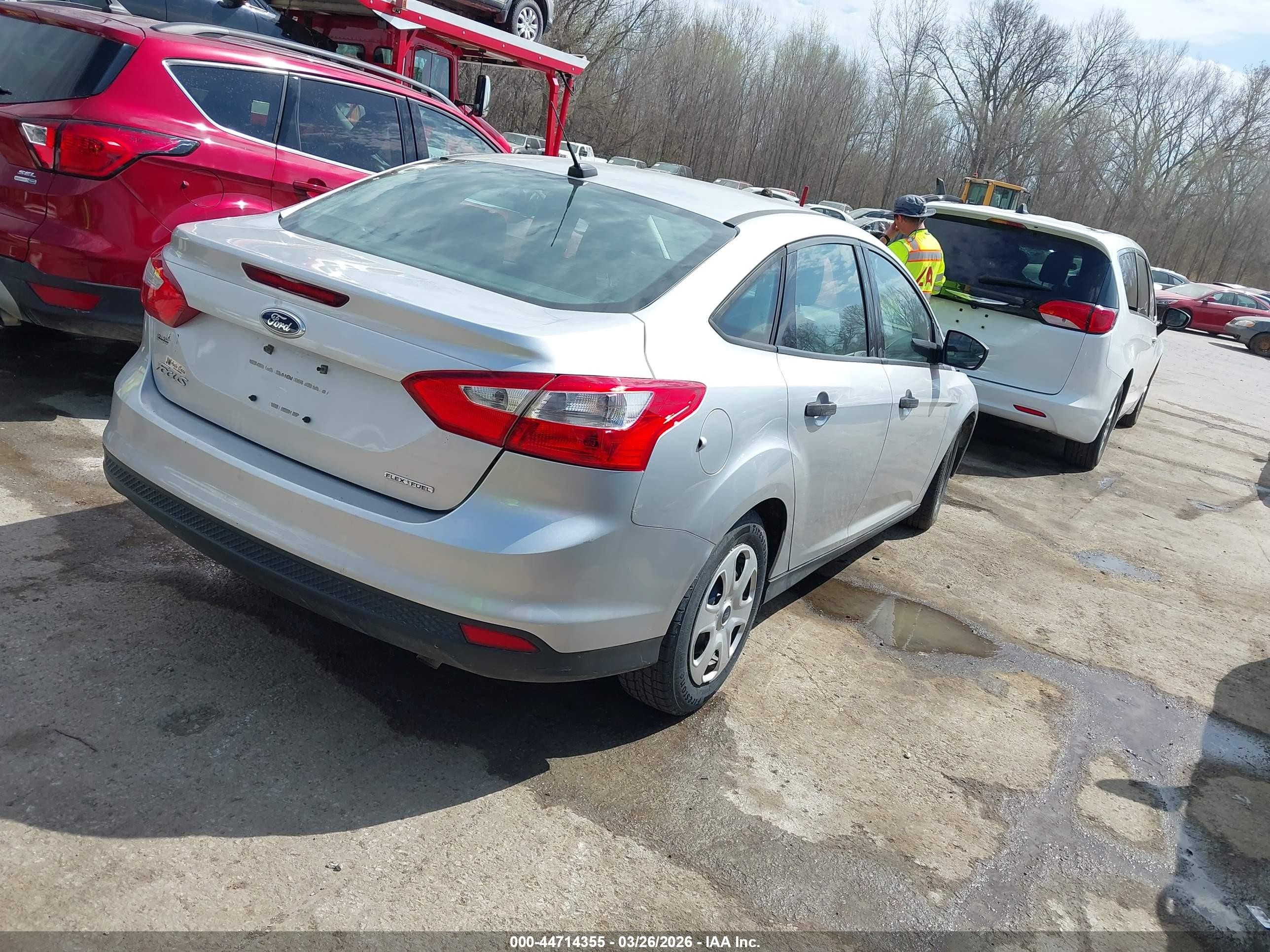 2014 Ford Focus S Silver vin: 1FADP3E22EL168775