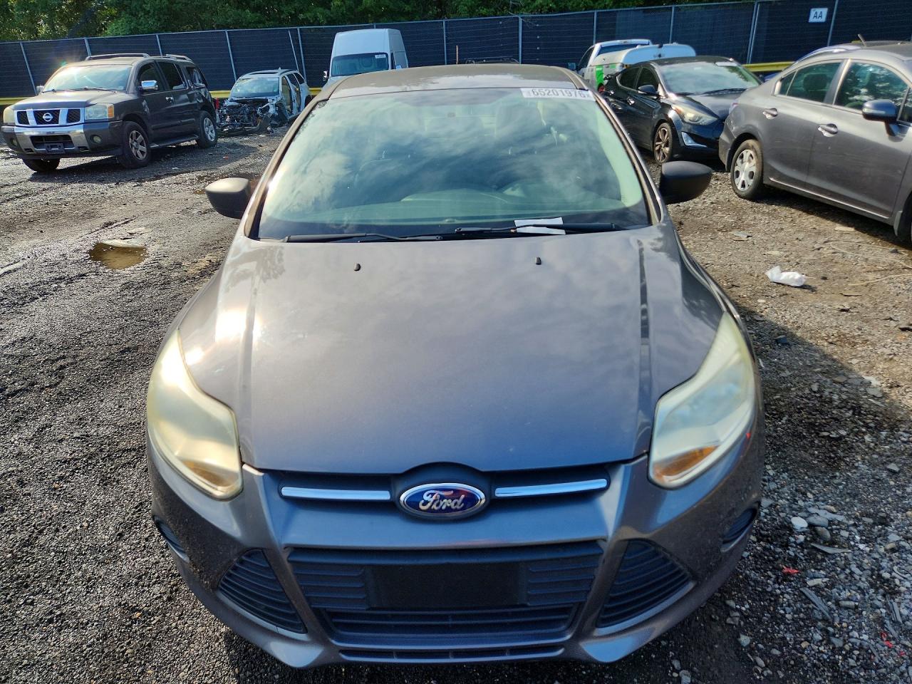 2014 Ford Focus S Gray vin: 1FADP3E22EL426955