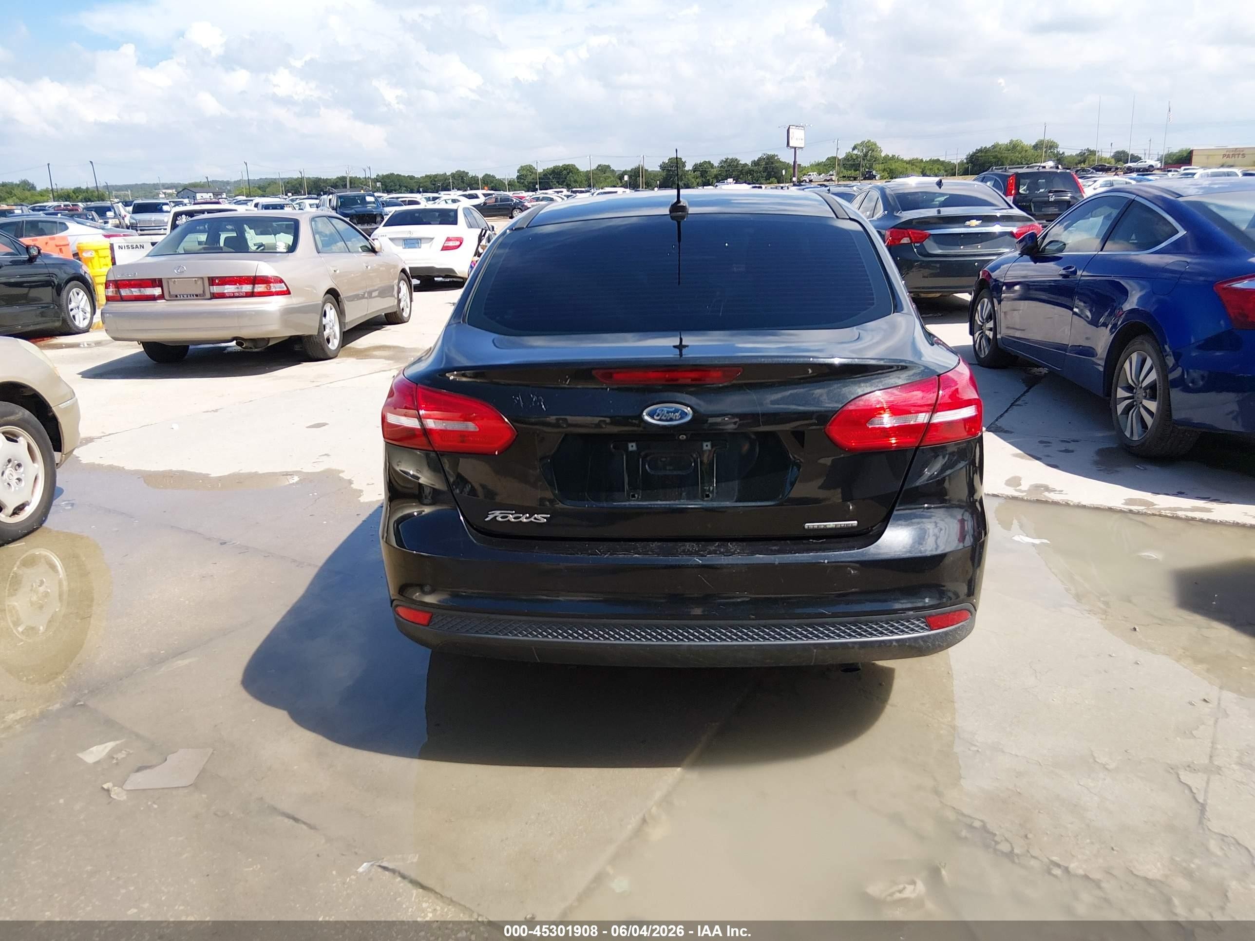 2015 Ford Focus S Black vin: 1FADP3E22FL215725