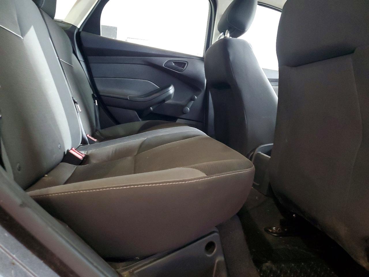 2013 Ford Focus S Gray vin: 1FADP3E23DL143656