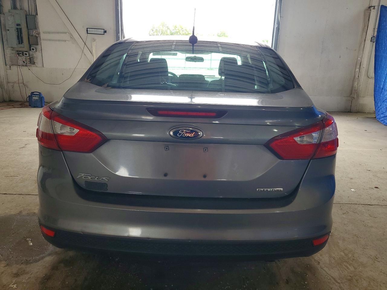 2013 Ford Focus S Gray vin: 1FADP3E23DL143656