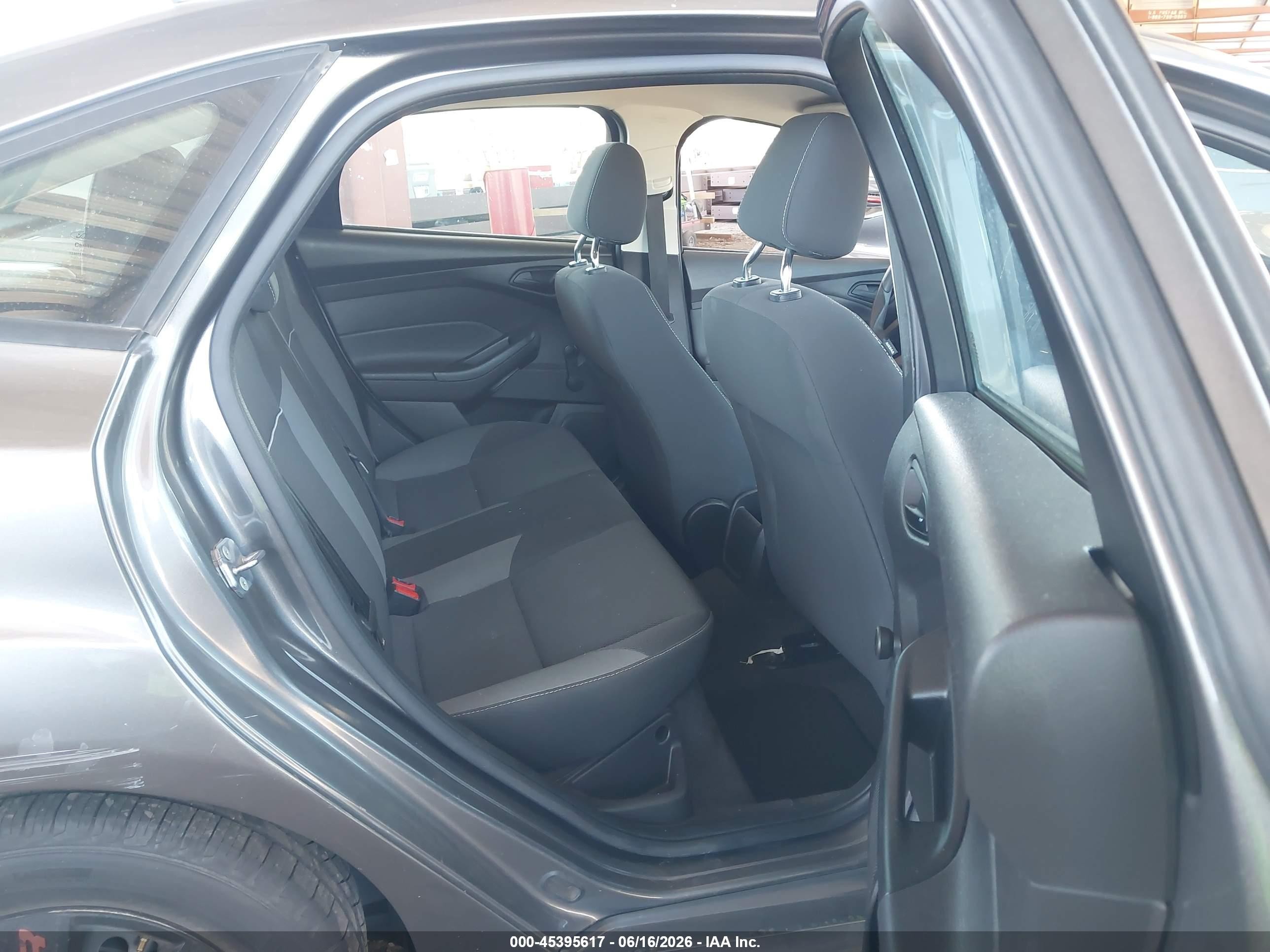 2013 Ford Focus S Gray vin: 1FADP3E23DL158836