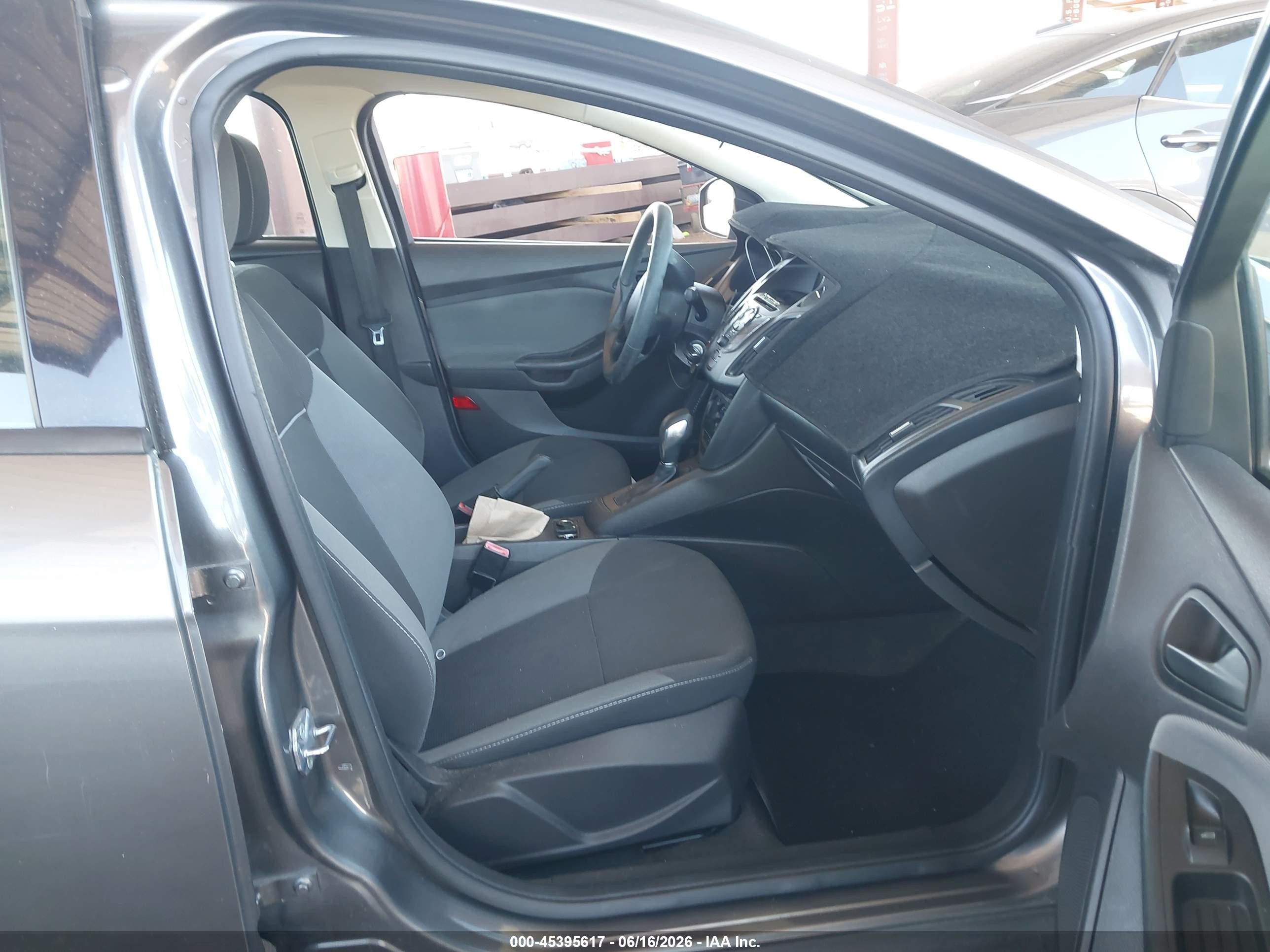 2013 Ford Focus S Gray vin: 1FADP3E23DL158836