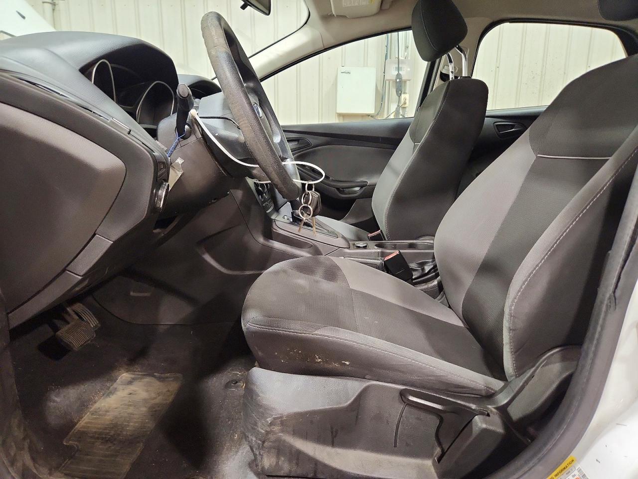 2013 Ford Focus S White vin: 1FADP3E23DL161400