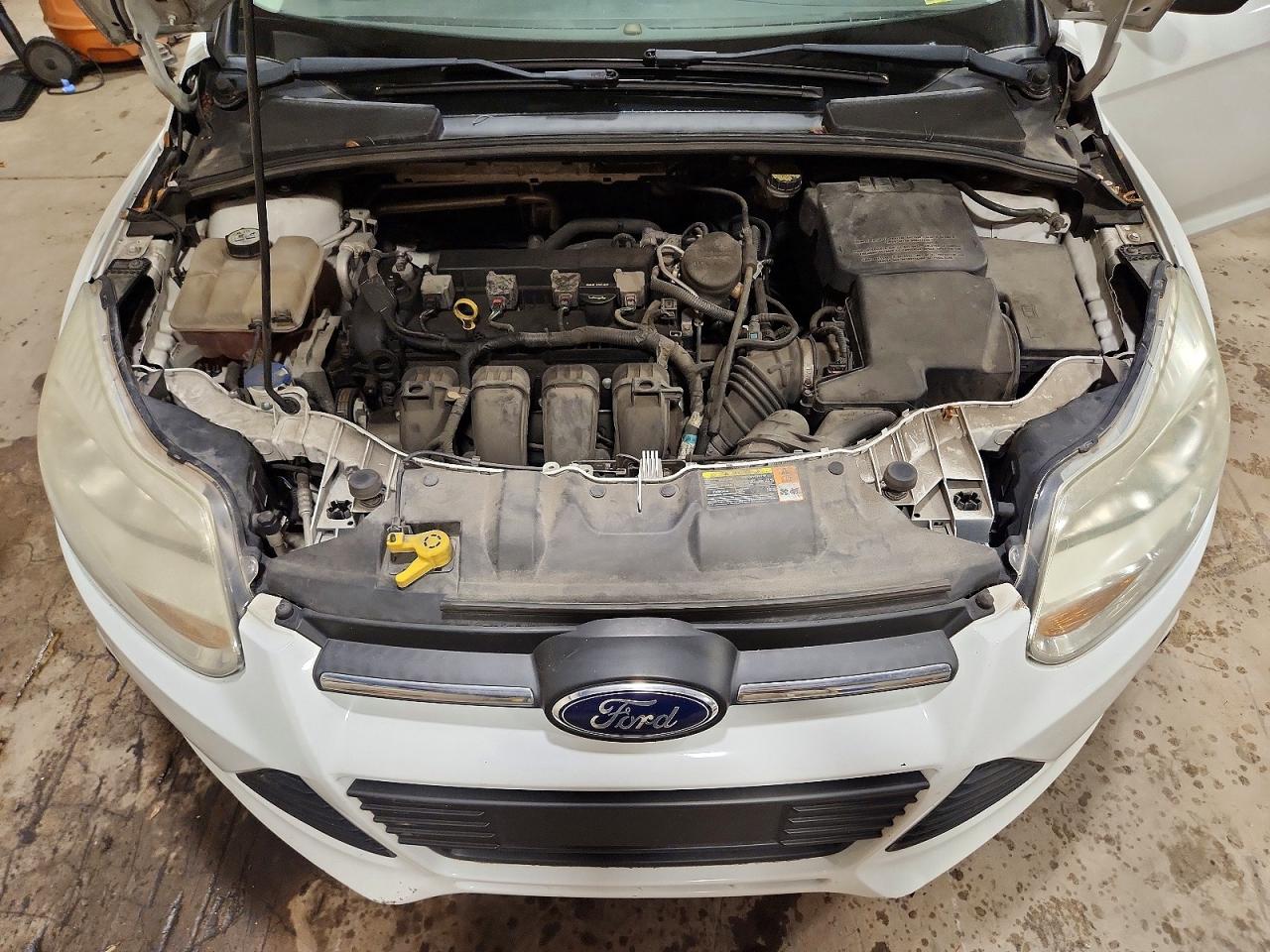2013 Ford Focus S White vin: 1FADP3E23DL161400