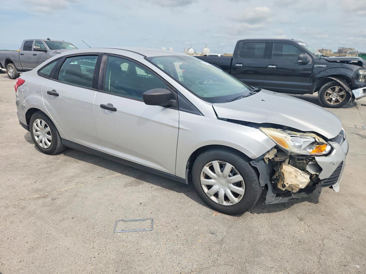 2013 Ford Focus S Silver vin: 1FADP3E23DL167388