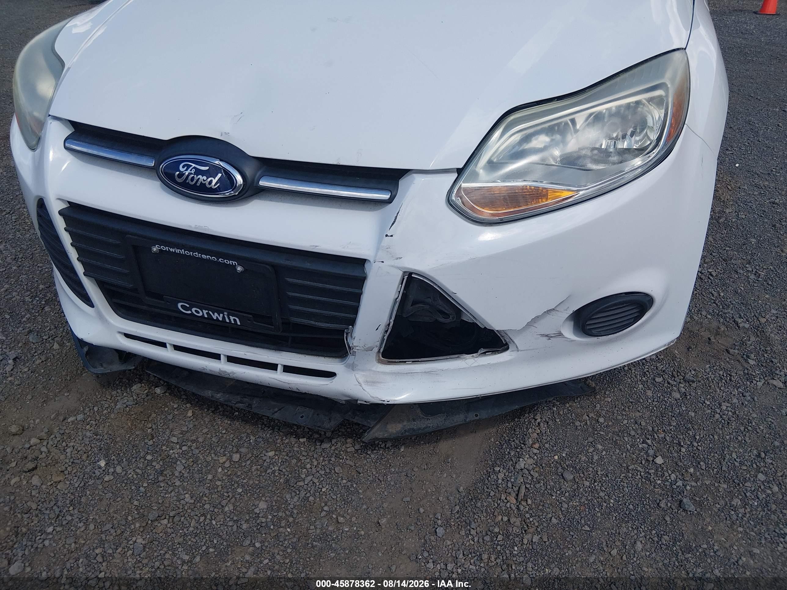 2013 Ford Focus S Белый vin: 1FADP3E23DL277597