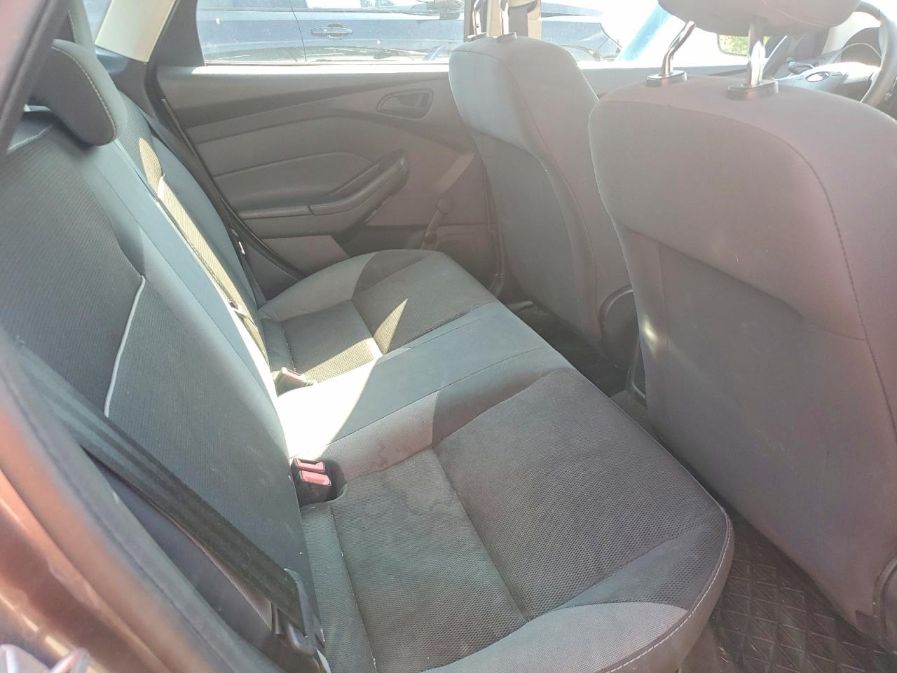 2013 Ford Focus S Silver vin: 1FADP3E23DL370989