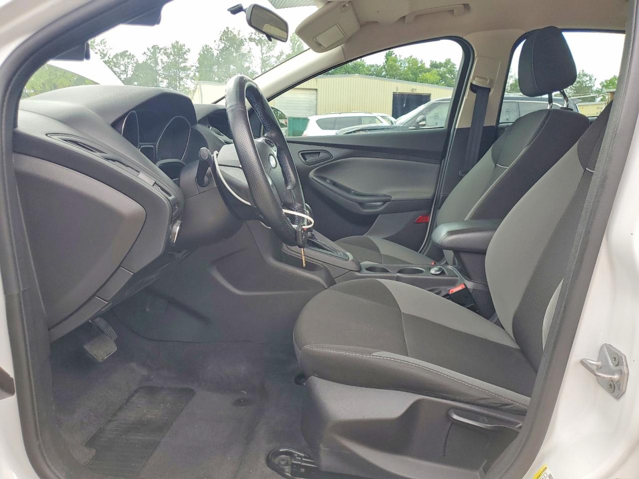 2013 Ford Focus S White vin: 1FADP3E23DL379594