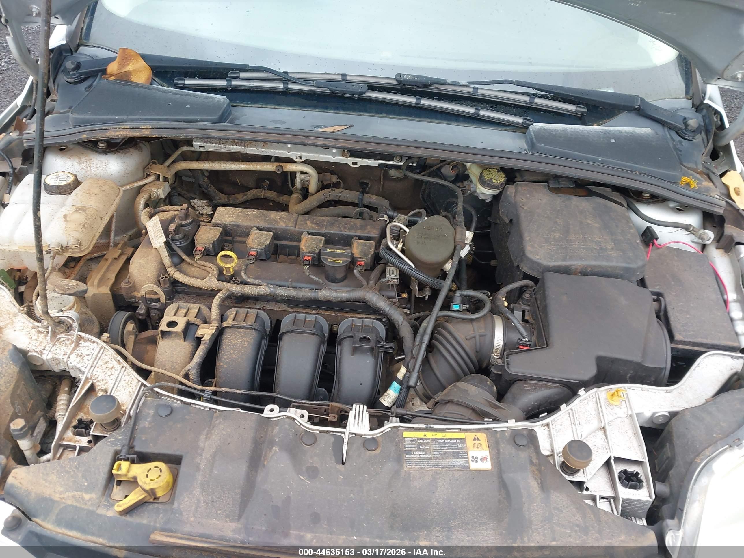 2013 Ford Focus S Silver vin: 1FADP3E23DL382687