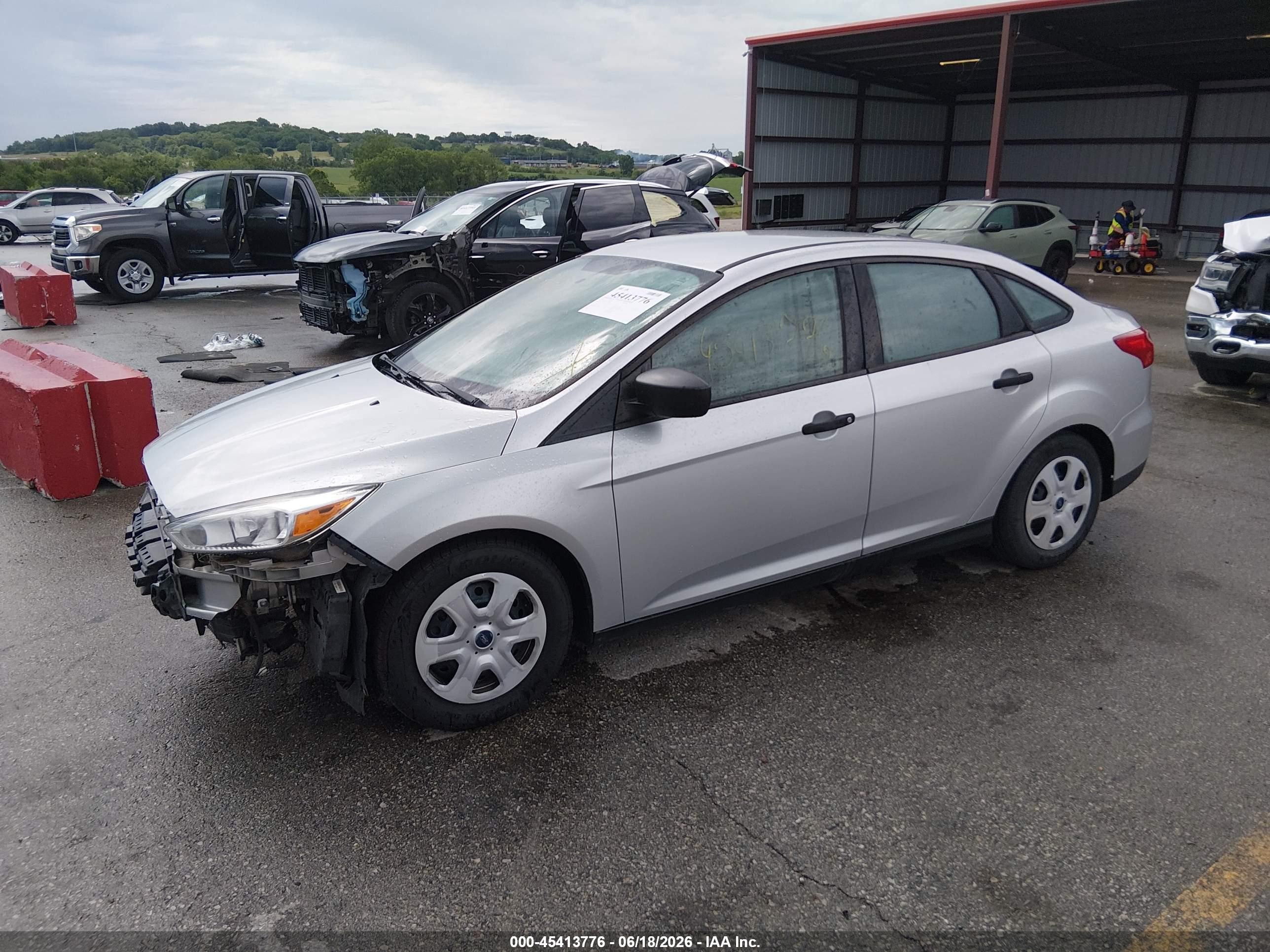 2015 Ford Focus S Silver vin: 1FADP3E23FL248457