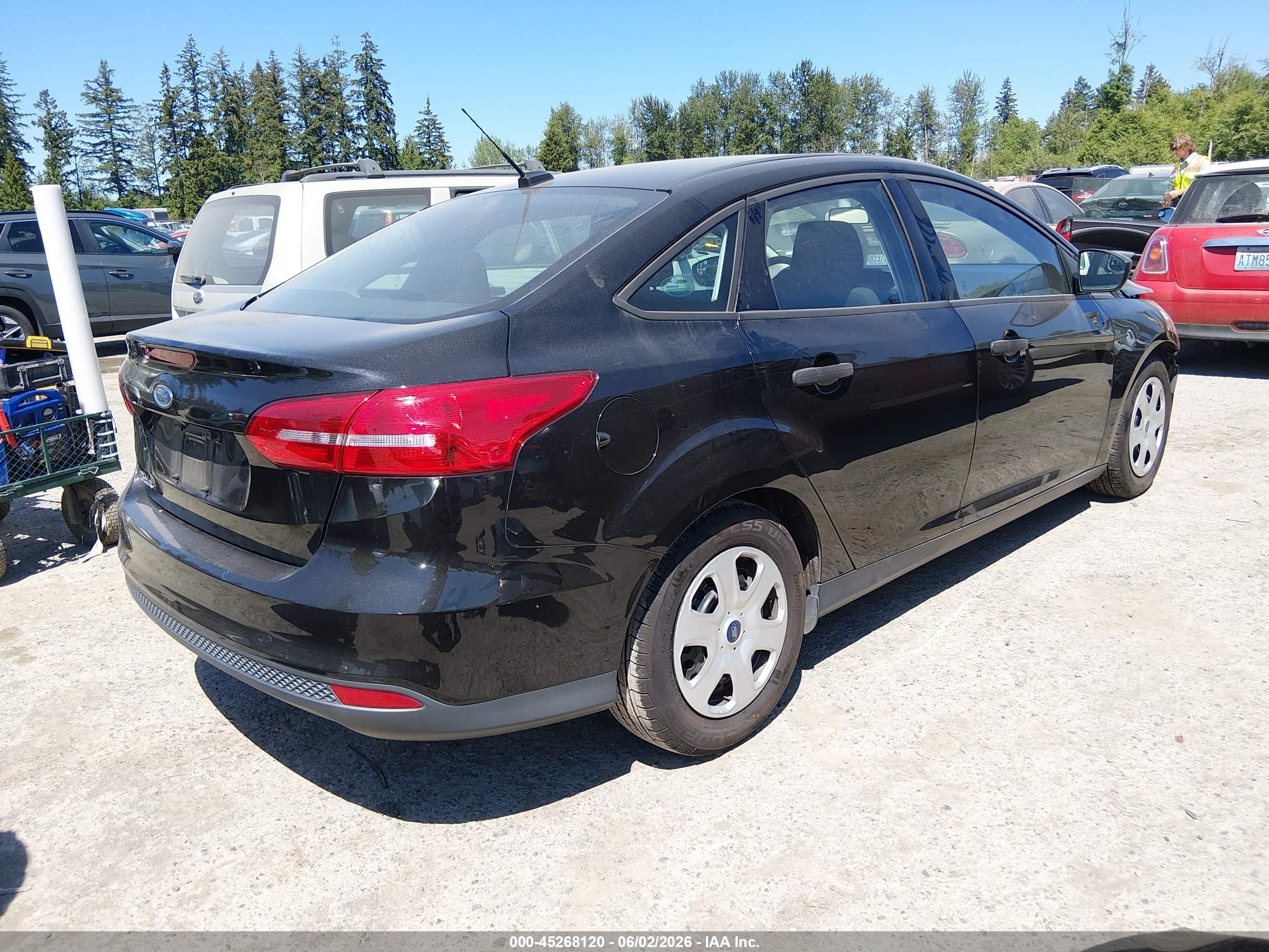 2015 Ford Focus S Black vin: 1FADP3E23FL315168