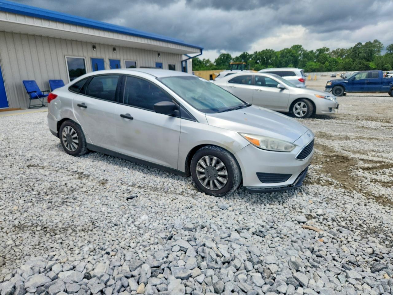 2015 Ford Focus S Silver vin: 1FADP3E23FL338661