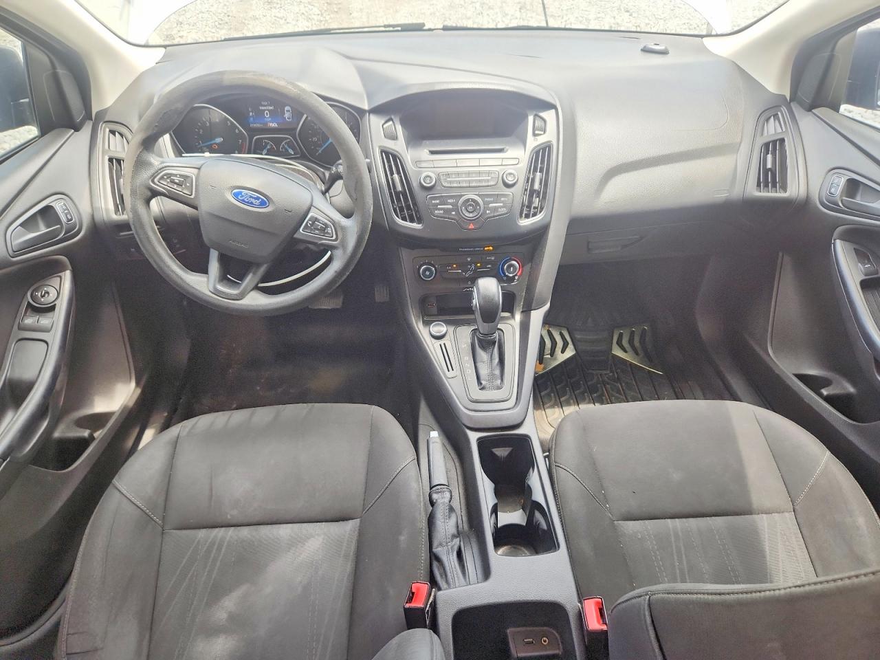 2015 Ford Focus S Silver vin: 1FADP3E23FL338661