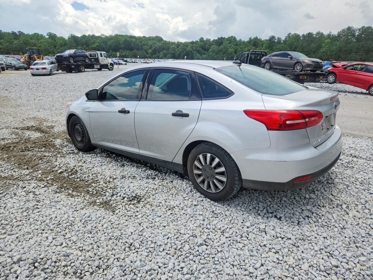 2015 Ford Focus S Silver vin: 1FADP3E23FL338661