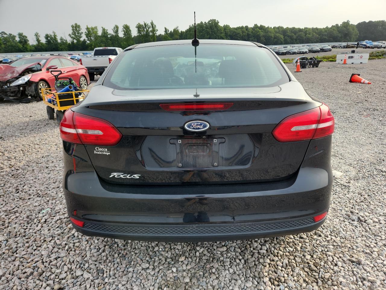 2016 Ford Focus S Black vin: 1FADP3E23GL396870