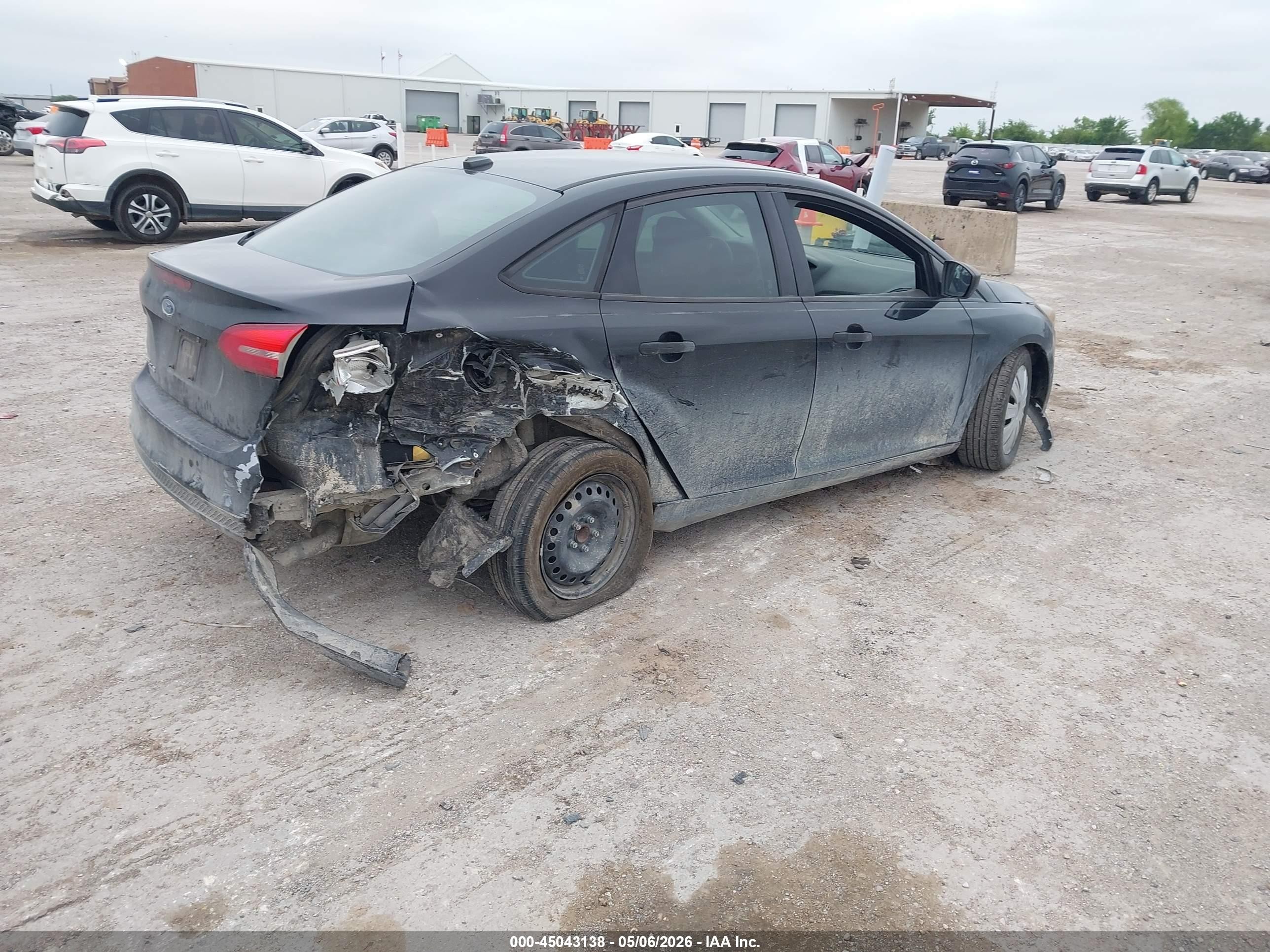 2017 Ford Focus S Черный vin: 1FADP3E23HL222427