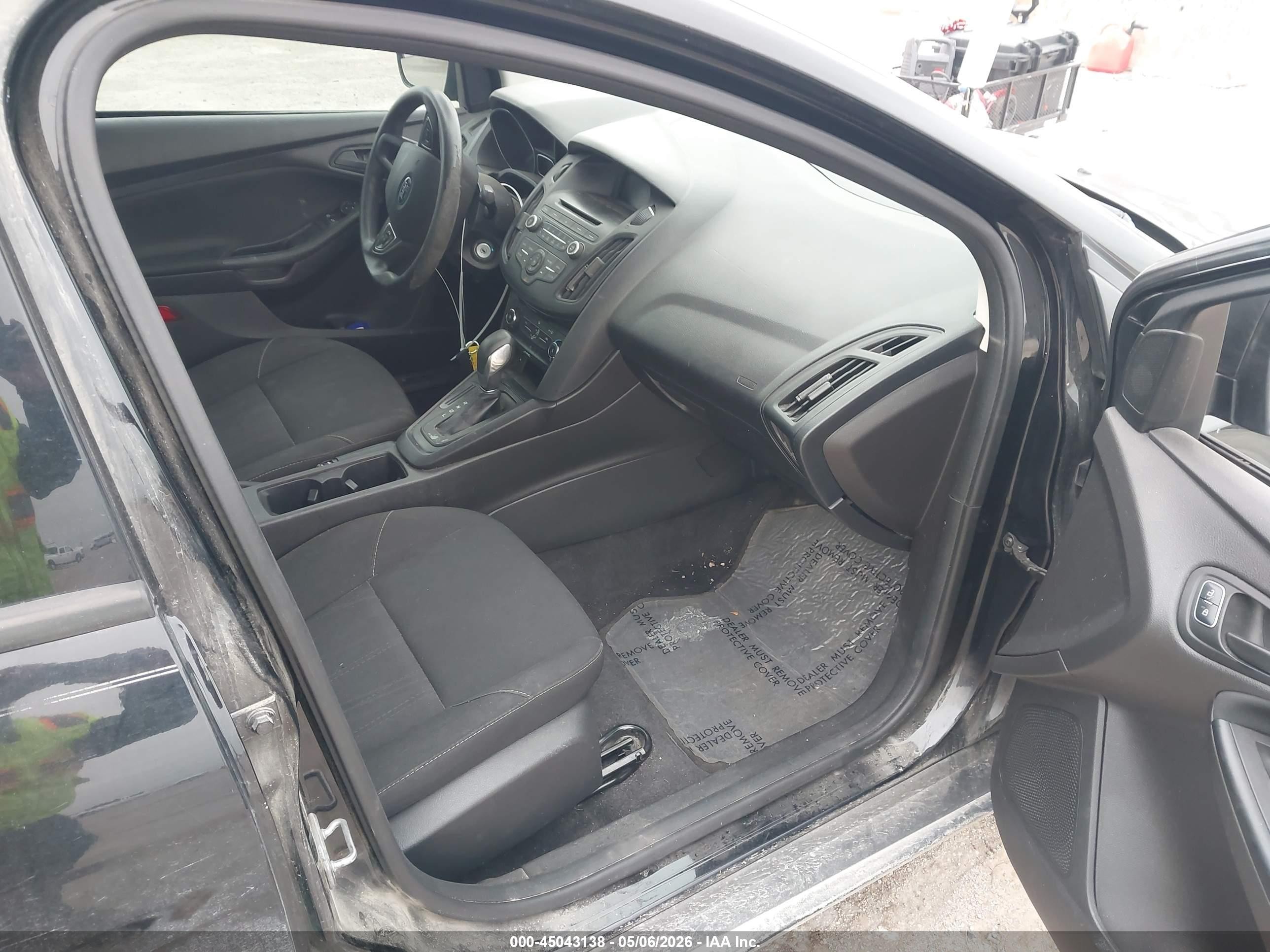2017 Ford Focus S Черный vin: 1FADP3E23HL222427