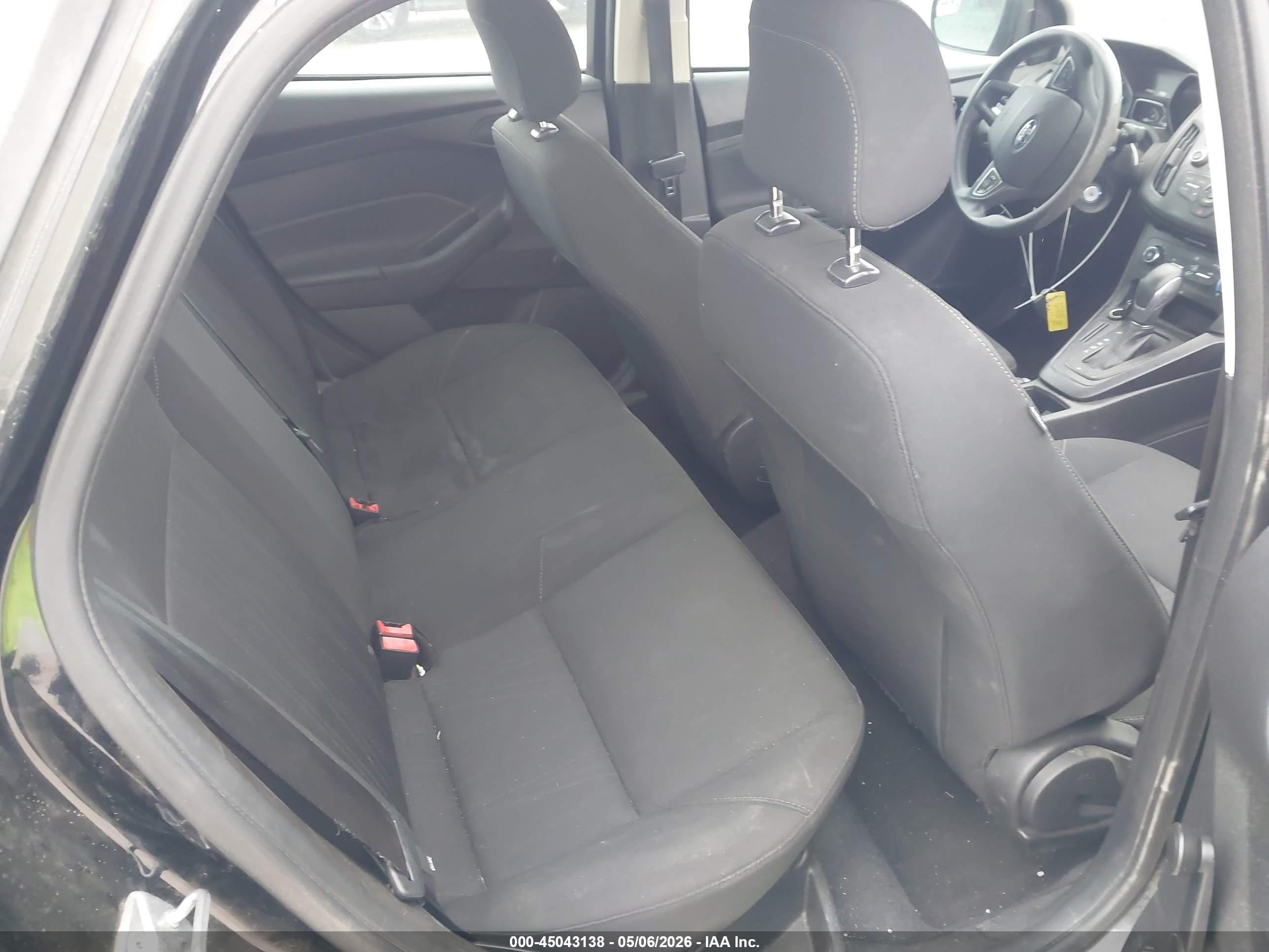 2017 Ford Focus S Черный vin: 1FADP3E23HL222427