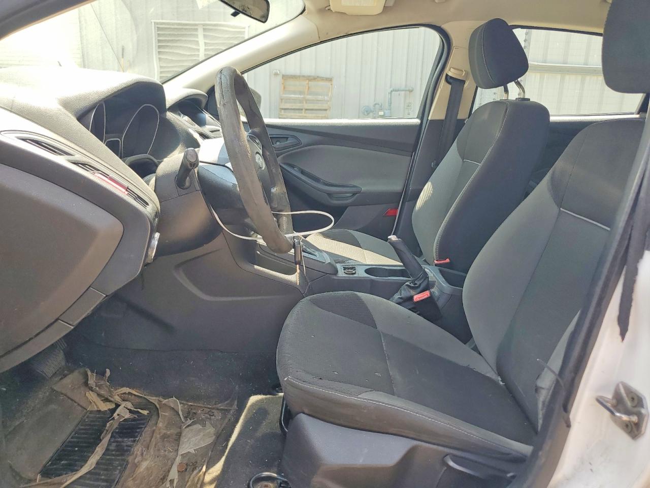 2013 Ford Focus S White vin: 1FADP3E24DL174379