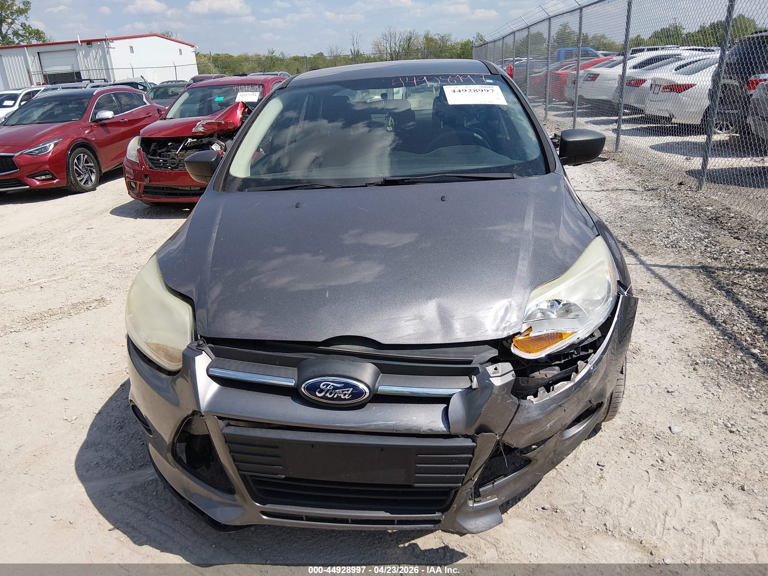 2013 Ford Focus S Gray vin: 1FADP3E24DL208871