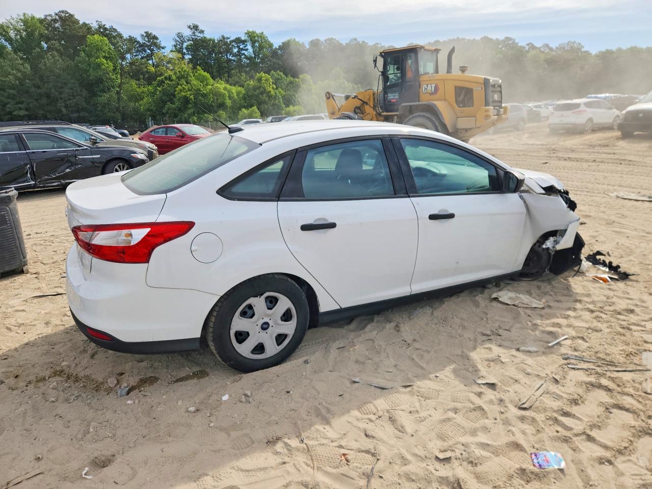 2014 Ford Focus S White vin: 1FADP3E24EL295852