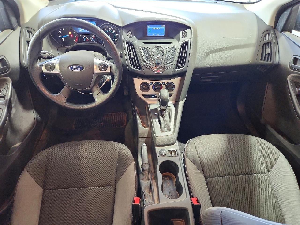 2014 Ford Focus S White vin: 1FADP3E24EL354222