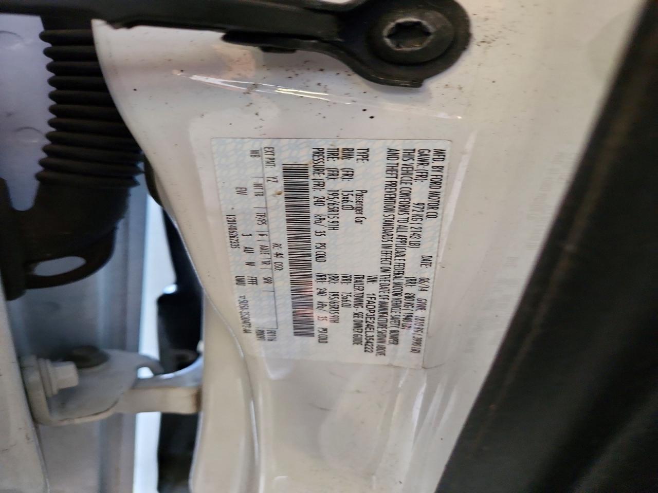 2014 Ford Focus S White vin: 1FADP3E24EL354222