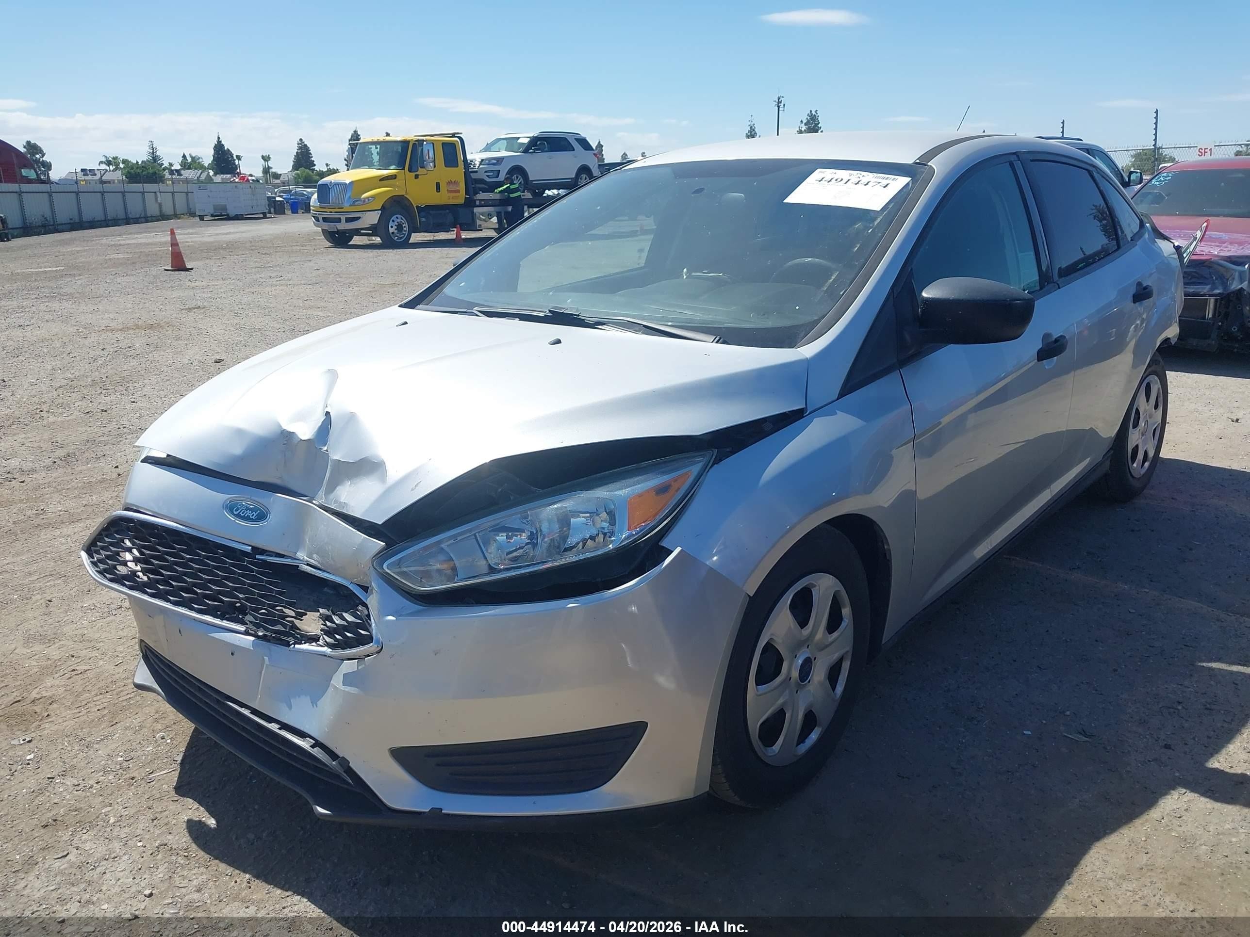 2015 Ford Focus S Silver vin: 1FADP3E24FL314854