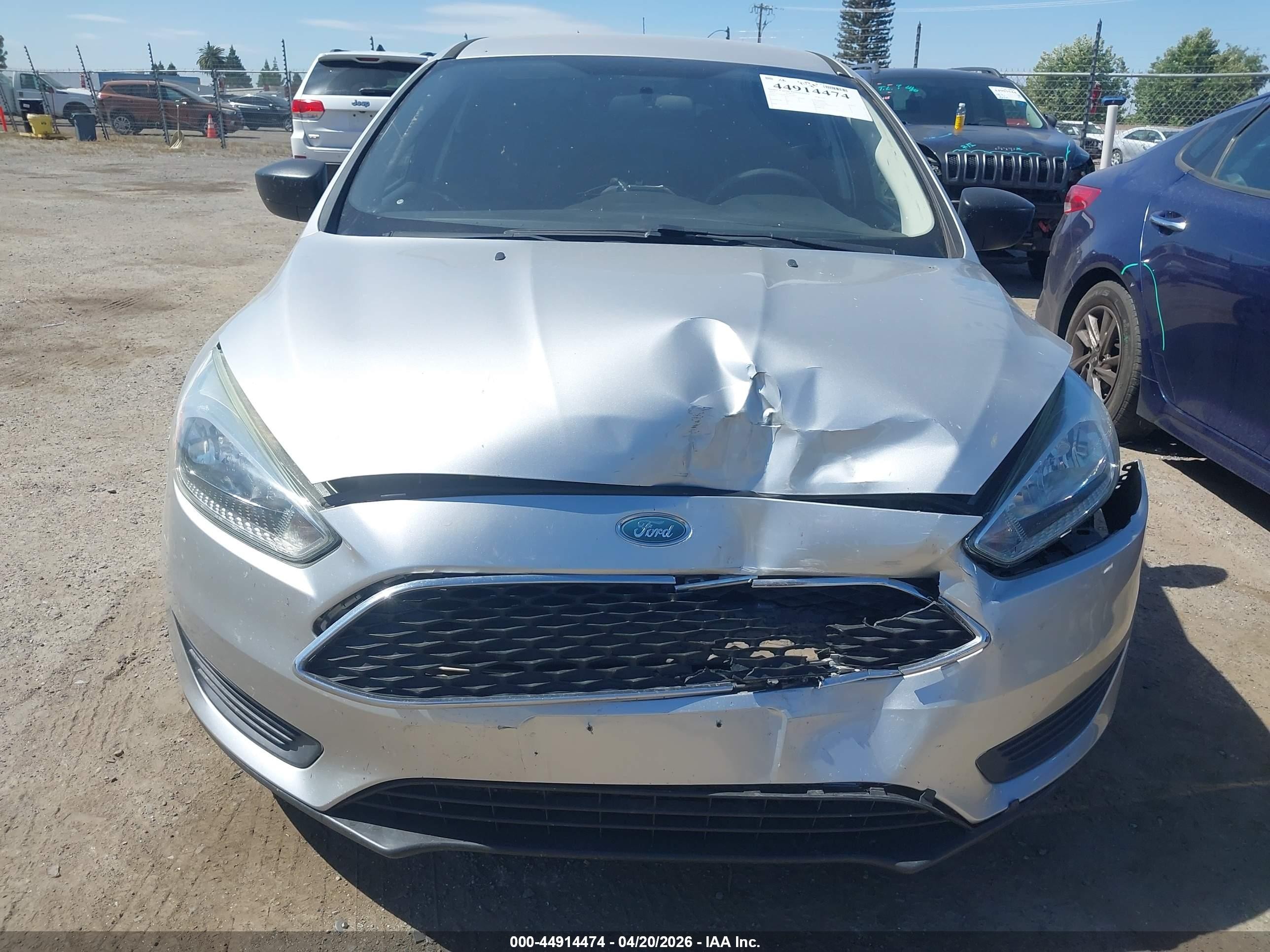 2015 Ford Focus S Silver vin: 1FADP3E24FL314854