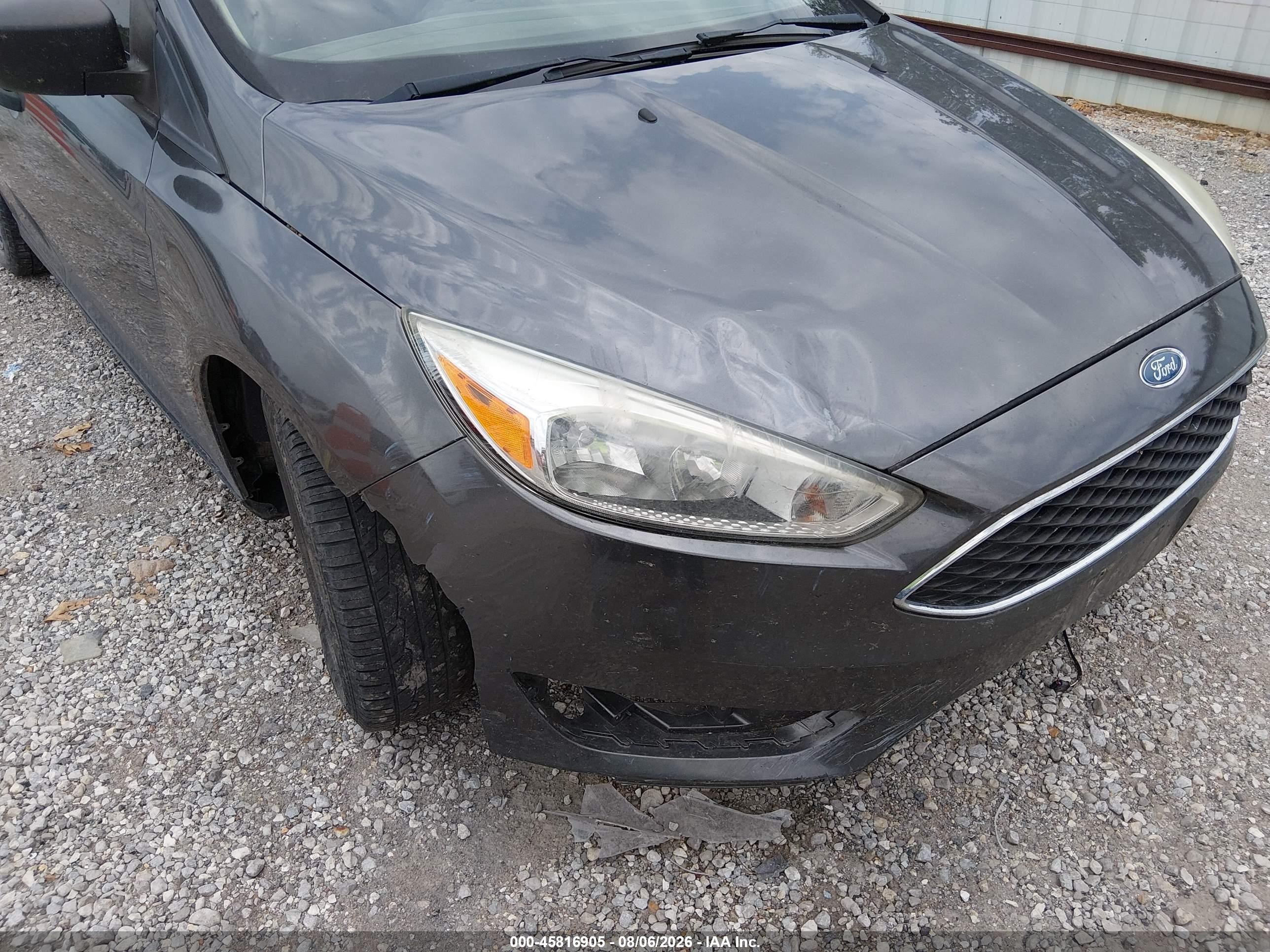 2017 Ford Focus S Gray vin: 1FADP3E24HL244467