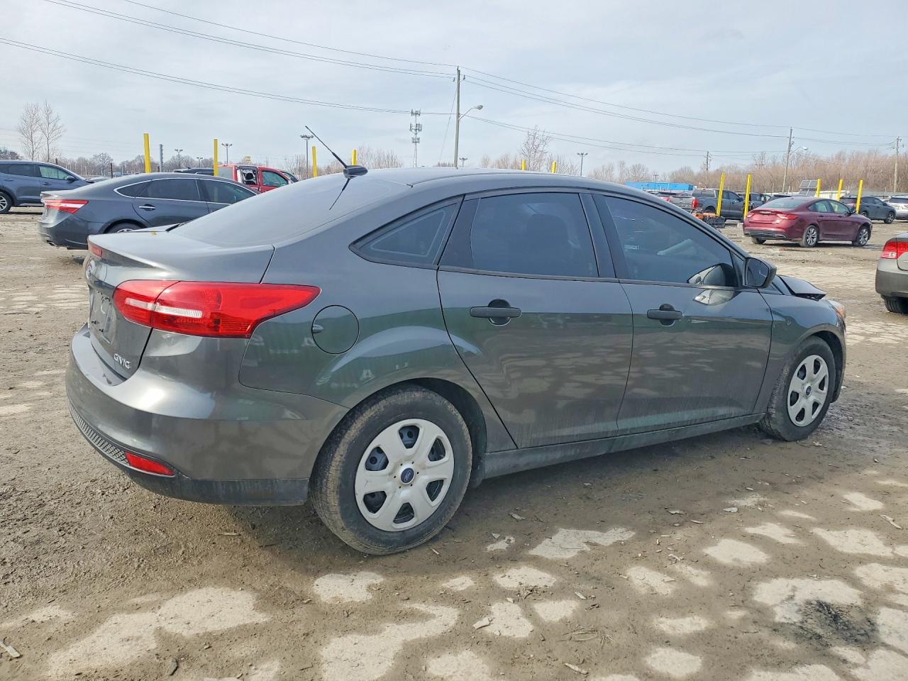 2017 Ford Focus S Серый vin: 1FADP3E24HL270390