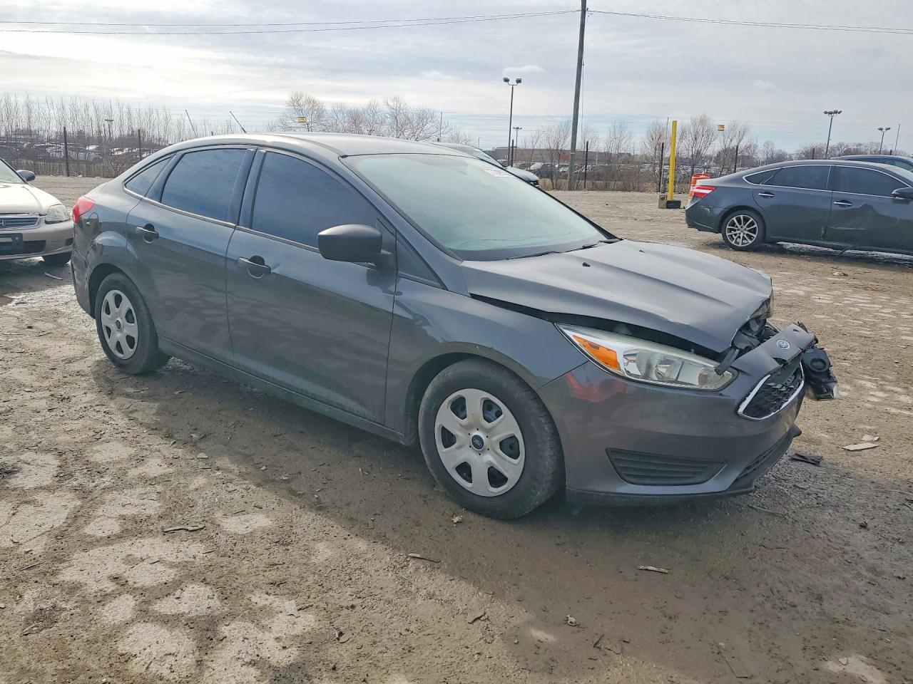 2017 Ford Focus S Серый vin: 1FADP3E24HL270390
