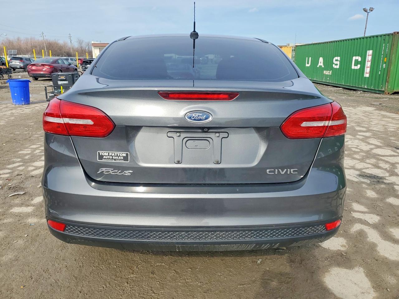 2017 Ford Focus S Серый vin: 1FADP3E24HL270390