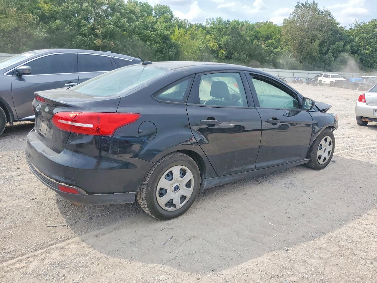 2018 Ford Focus S Black vin: 1FADP3E24JL209739