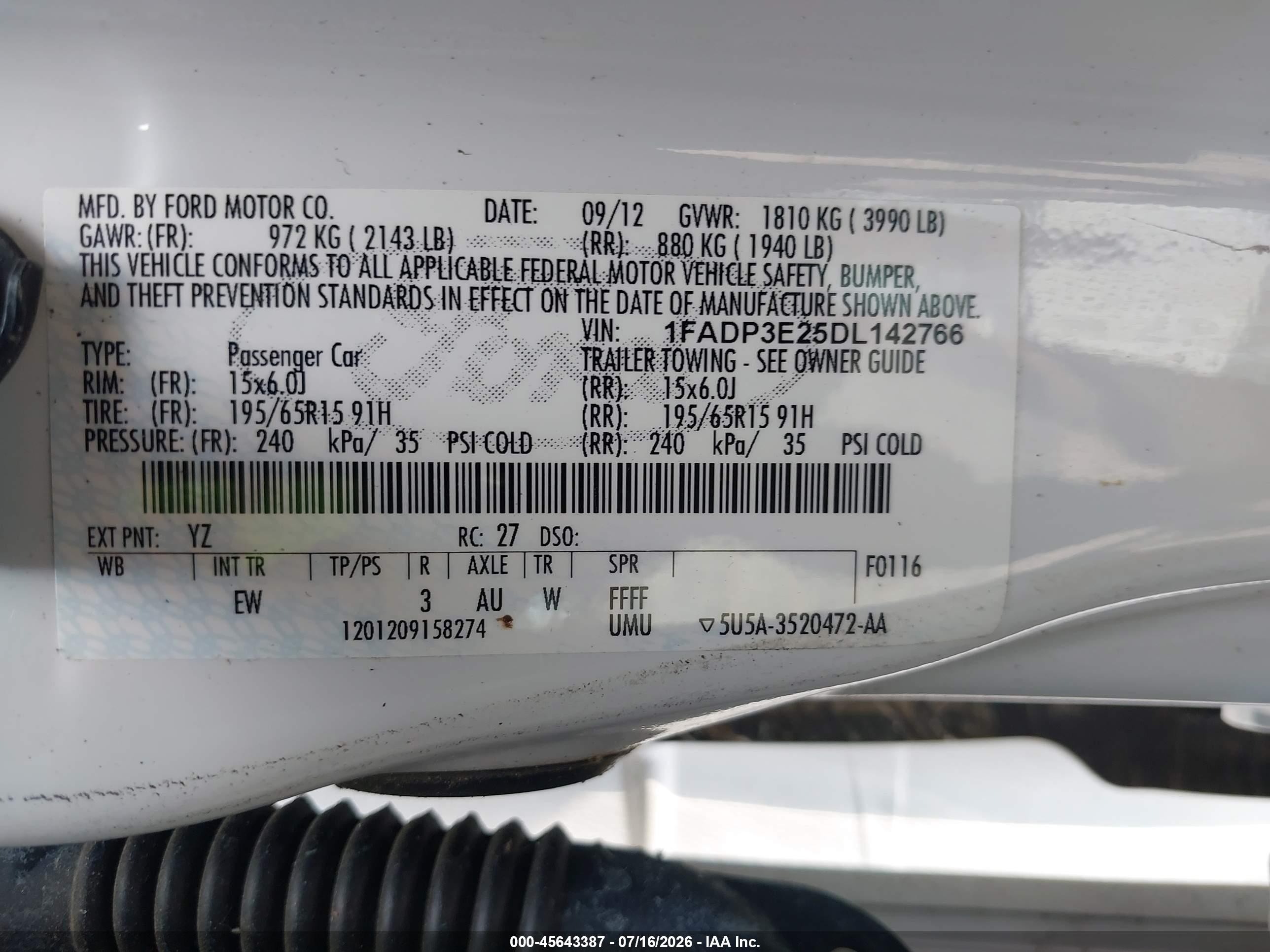 2013 Ford Focus S White vin: 1FADP3E25DL142766