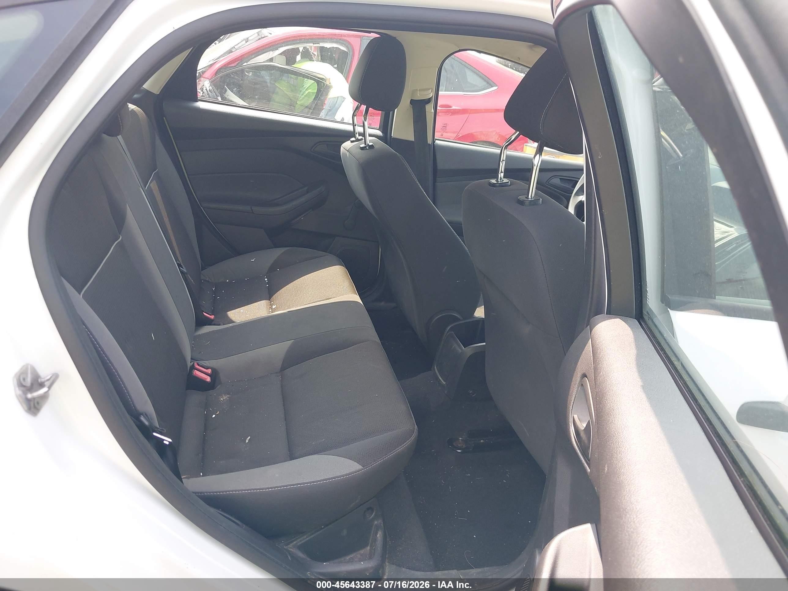 2013 Ford Focus S White vin: 1FADP3E25DL142766