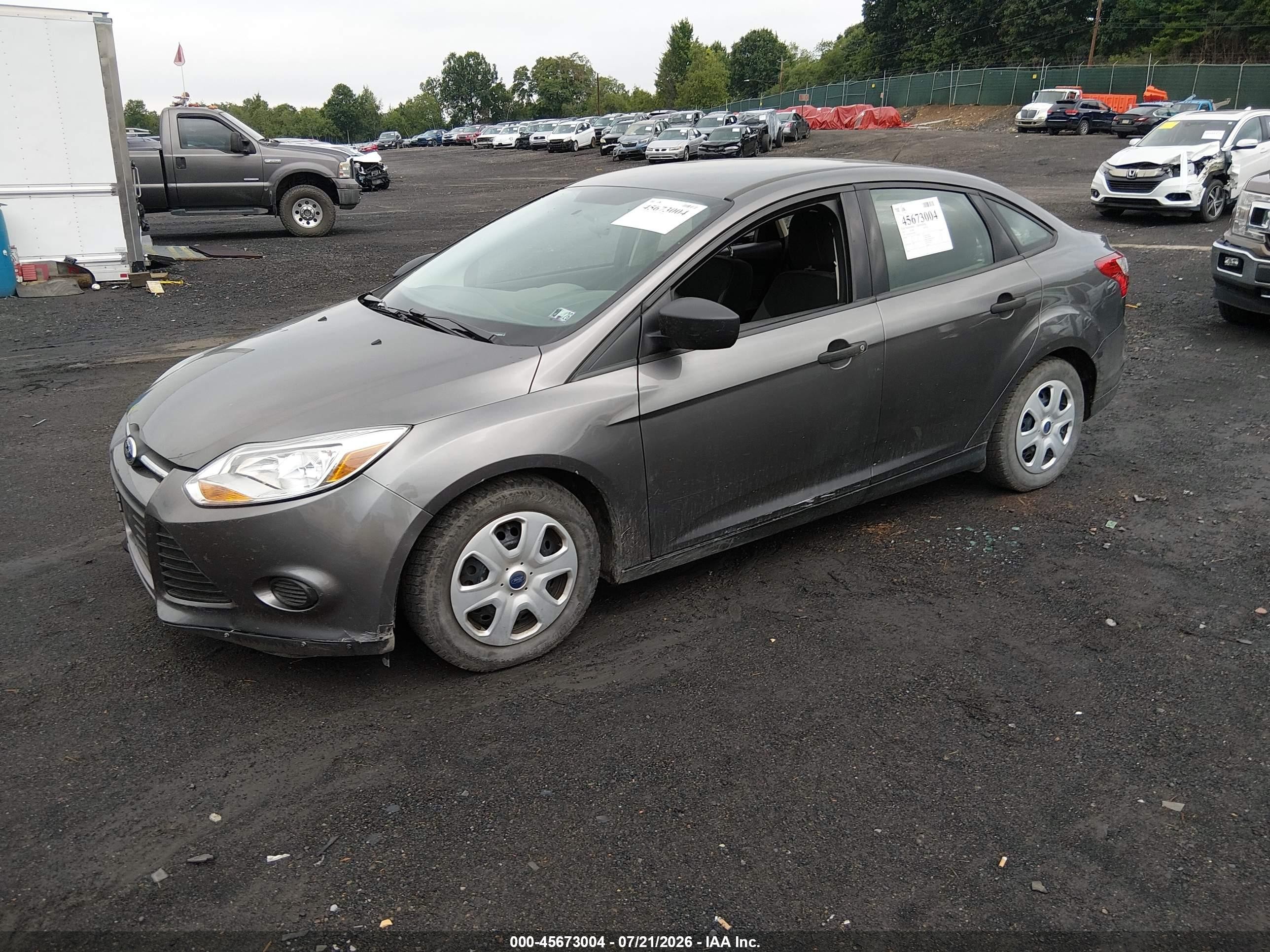 2013 Ford Focus S Gray vin: 1FADP3E25DL288164
