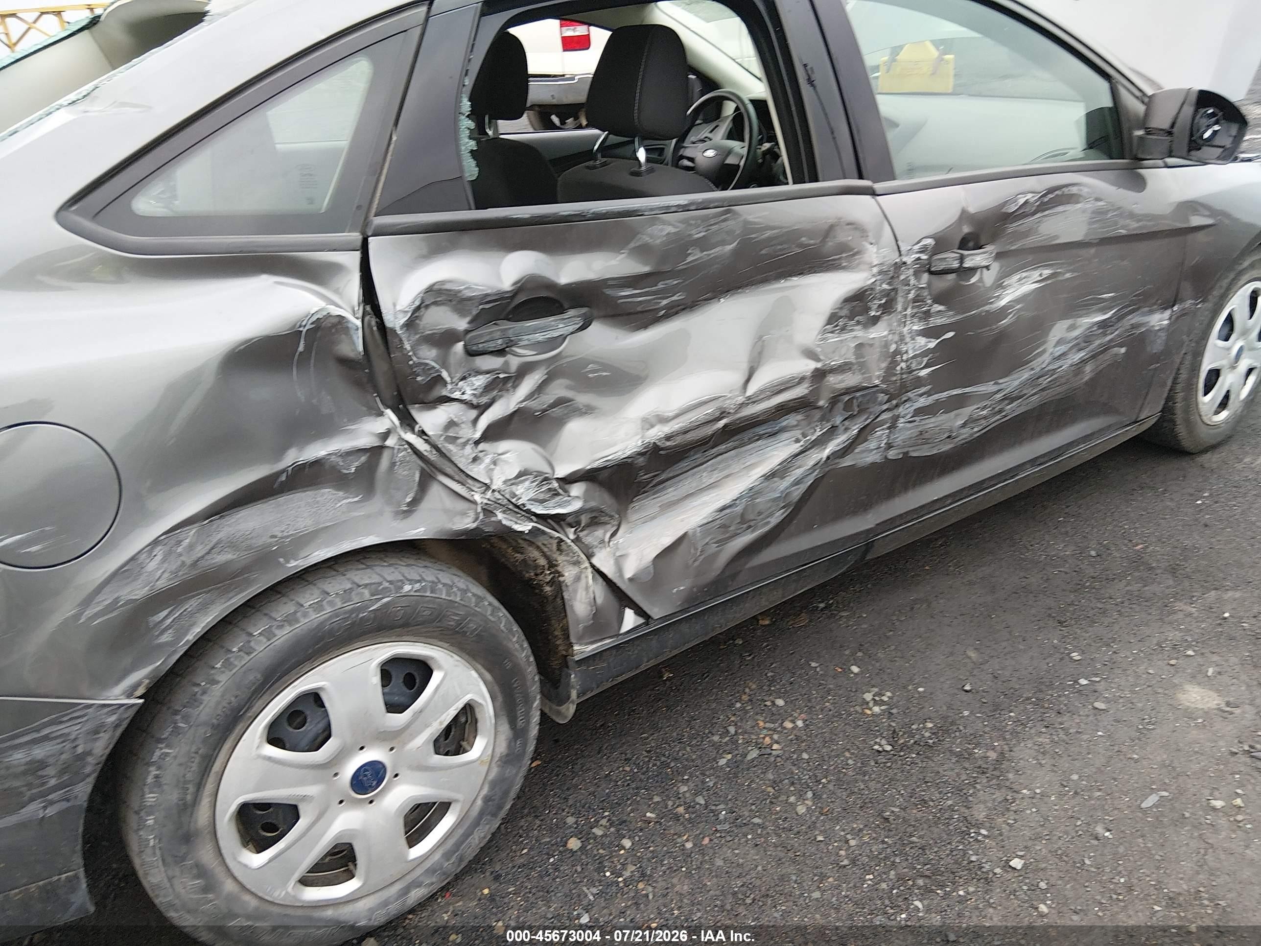 2013 Ford Focus S Gray vin: 1FADP3E25DL288164