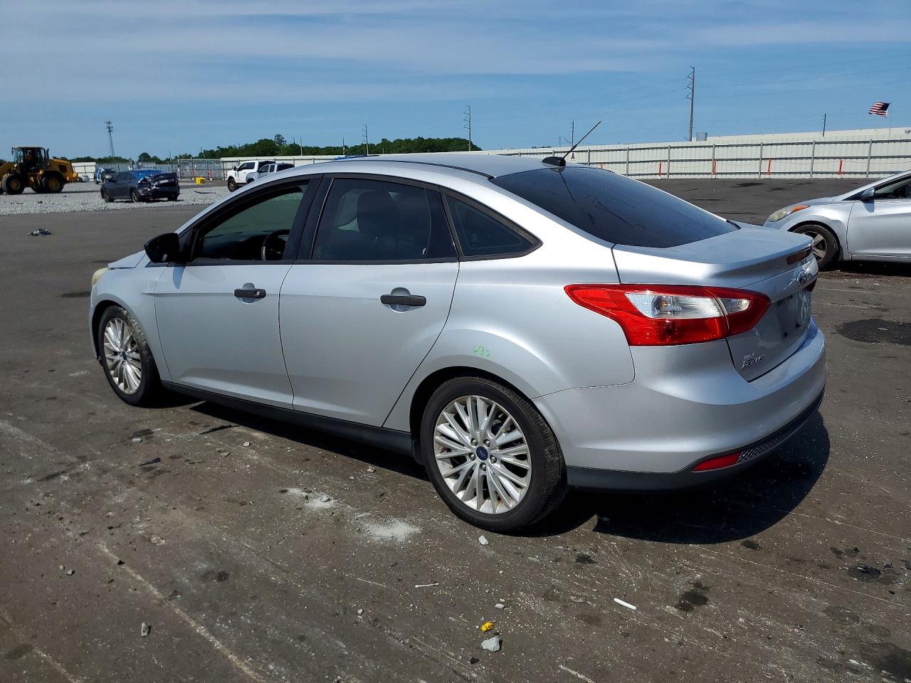 2014 Ford Focus S Silver vin: 1FADP3E25EL127105
