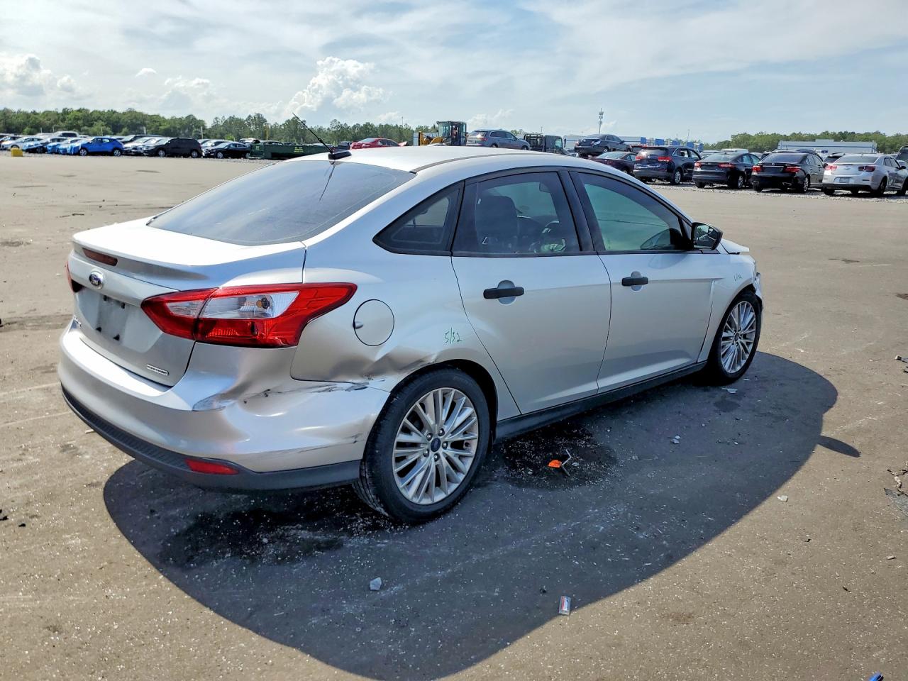 2014 Ford Focus S Silver vin: 1FADP3E25EL127105