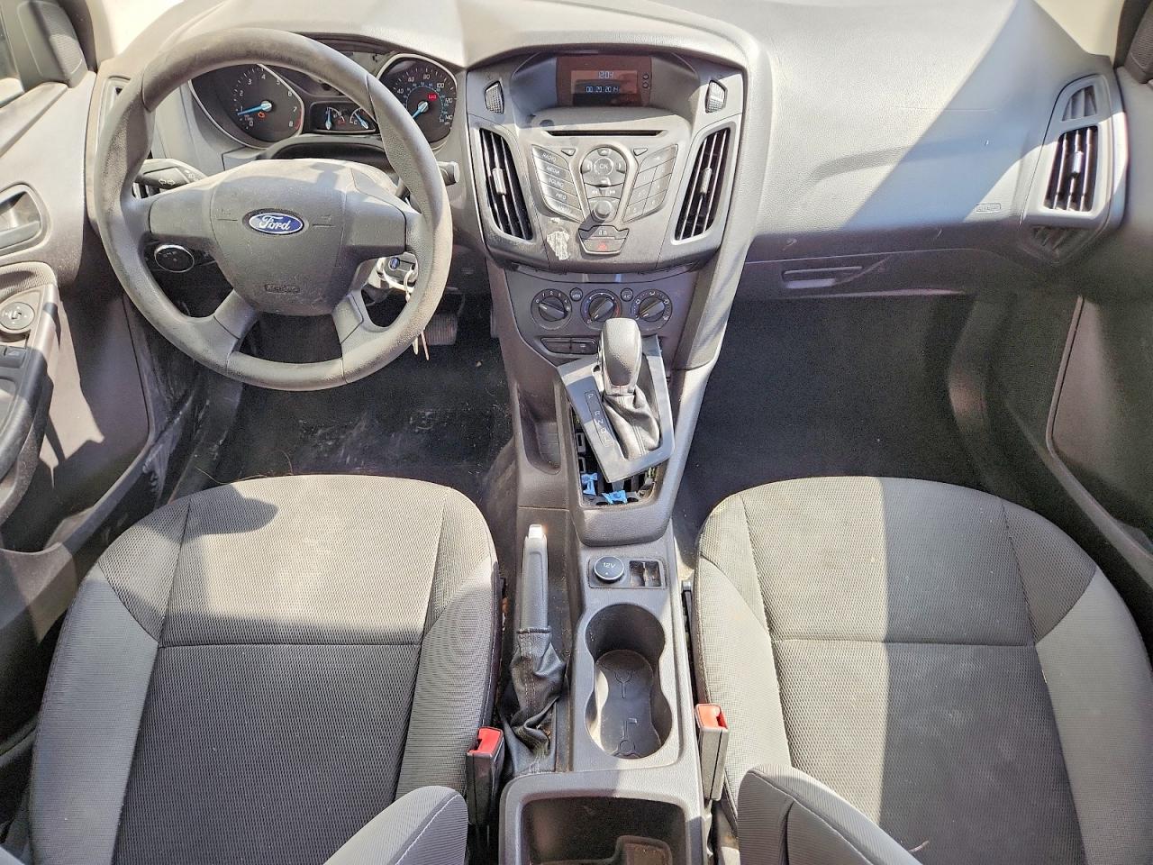 2014 Ford Focus S White vin: 1FADP3E25EL410264