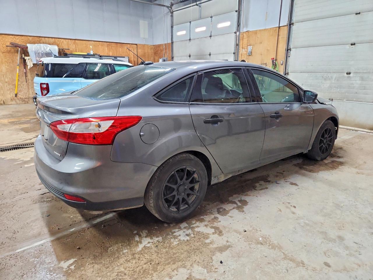 2013 Ford Focus S Gray vin: 1FADP3E26DL317705
