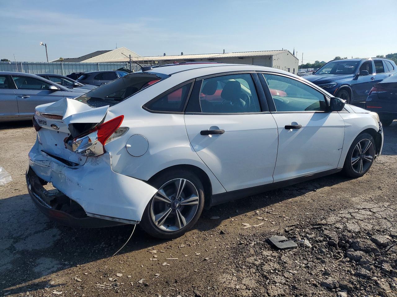 2014 Ford Focus S White vin: 1FADP3E26EL177186