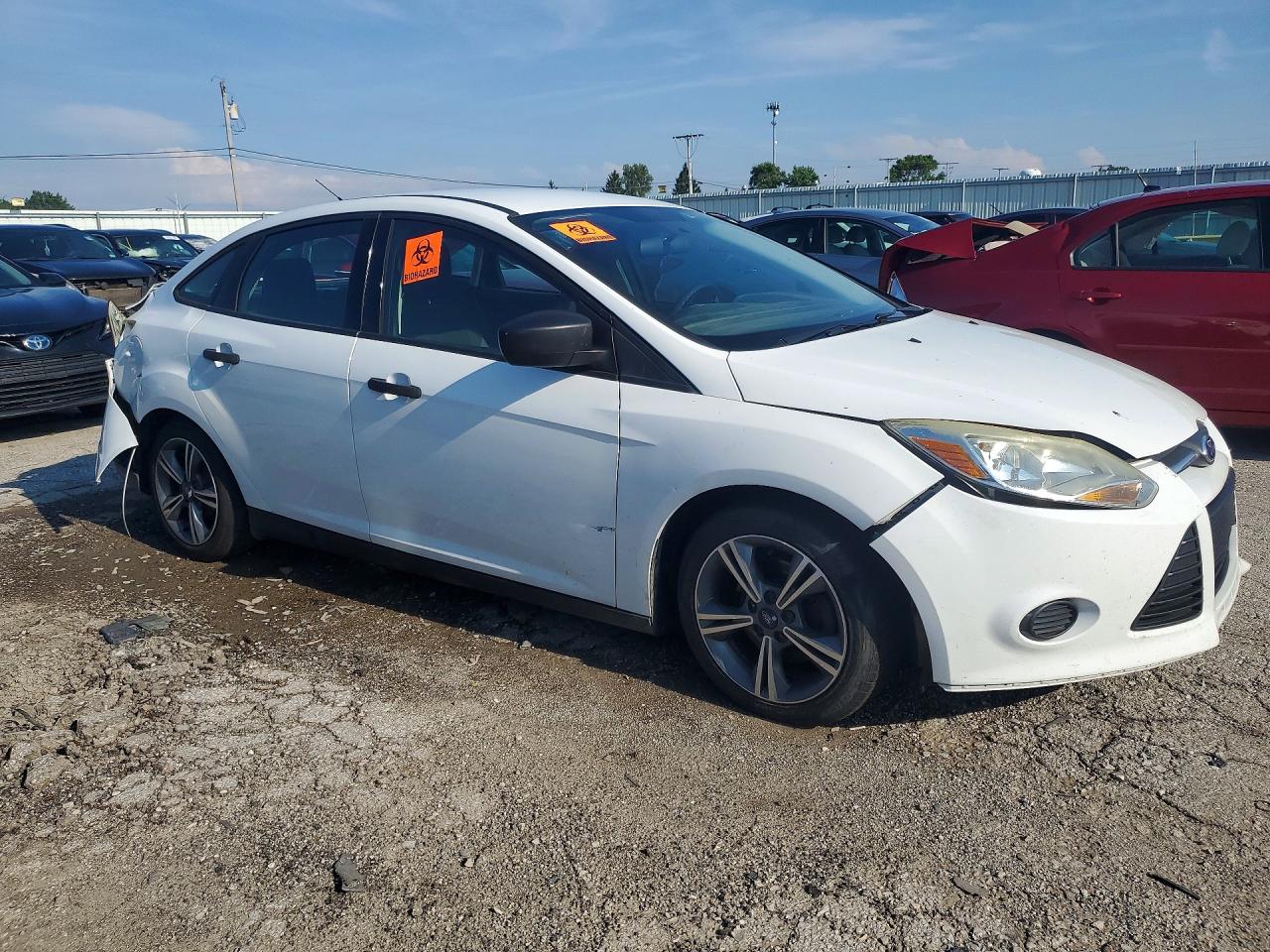2014 Ford Focus S White vin: 1FADP3E26EL177186