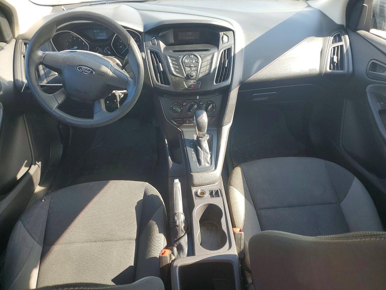 2014 Ford Focus S White vin: 1FADP3E26EL272329